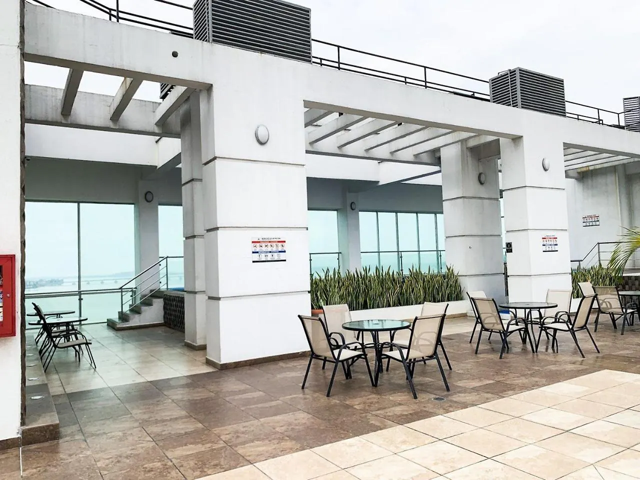 Apartment Lujoso Depa Con Piscina - Jacuzzi Y Vista Al Rio Desde La Habitacion Guayaquil Ecuador