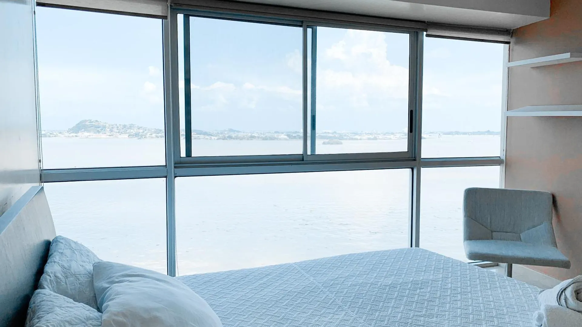 Apartment Lujoso Depa Con Piscina - Jacuzzi Y Vista Al Rio Desde La Habitacion Guayaquil